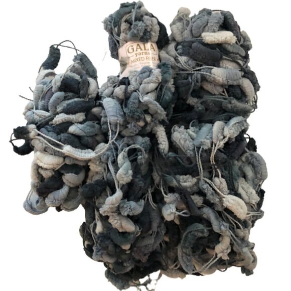 🛒 $8 - 5 Skeins Gala mixed fiber Yarn for Scarfs #302 - Picture 1 of 6